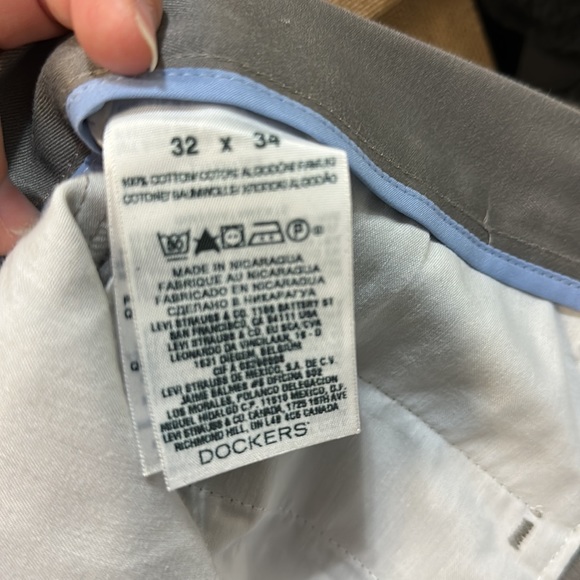 Two pair men’s Dockers dress pants - Picture 5 of 5